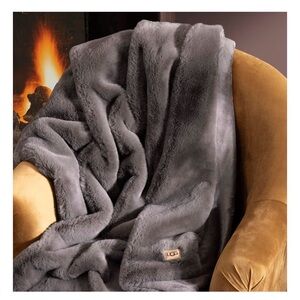 UGG Euphoria Faux Fur Throw Blanket 50-inch x 70-inch, Charcoal Grey